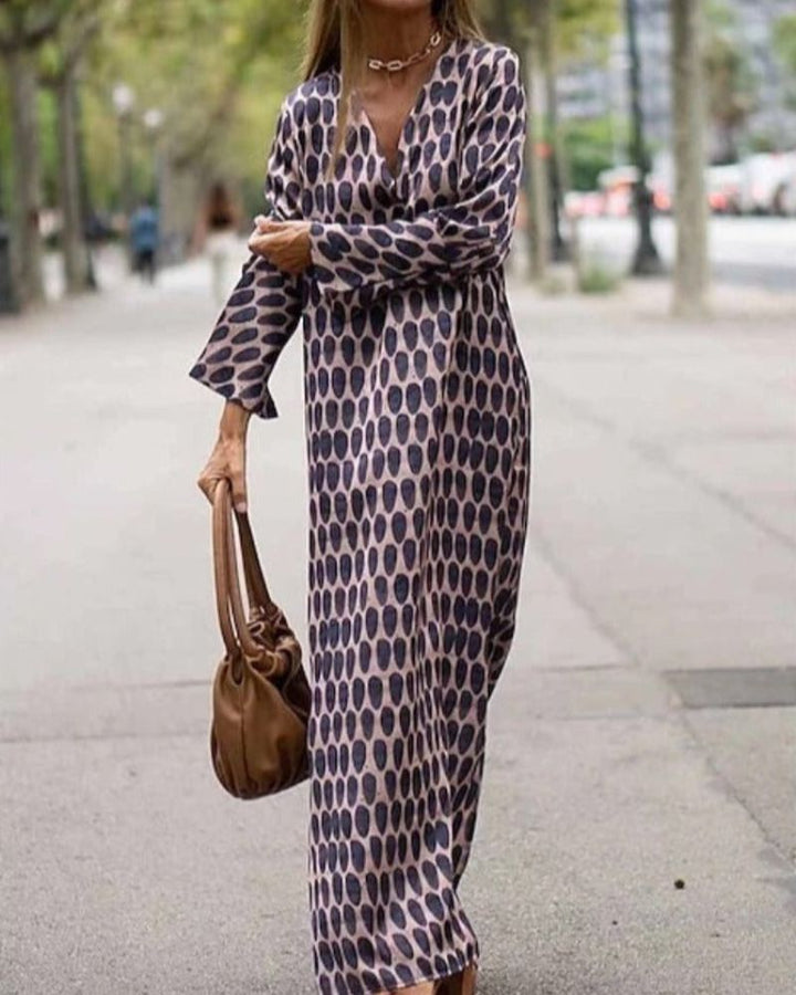 Chloe - Flattering Tummy-Enhancing Dress