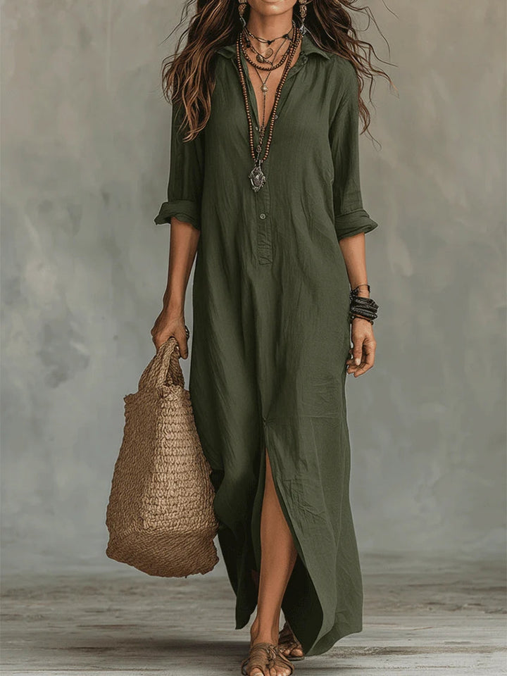 Soline™ | Black Maxi Dress with Button Details