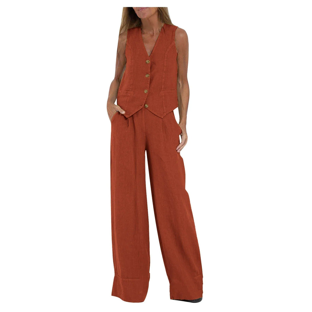 Custom-Fit Vest and Wide-Leg Cotton Ensemble