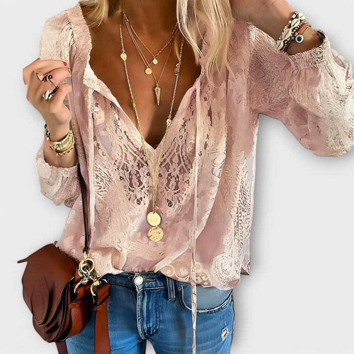 Brunetta | Elegant Blouse