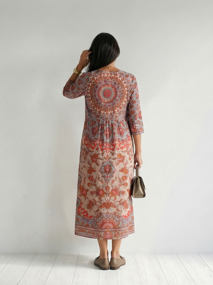 Logan | Midi Dress with Balanced Fit