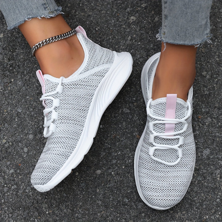 Ultra-light breathable comfort sneakers