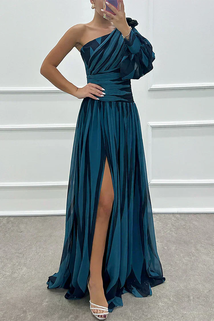 Hazel™ | Chic One-Shoulder Striped Maxi Dress