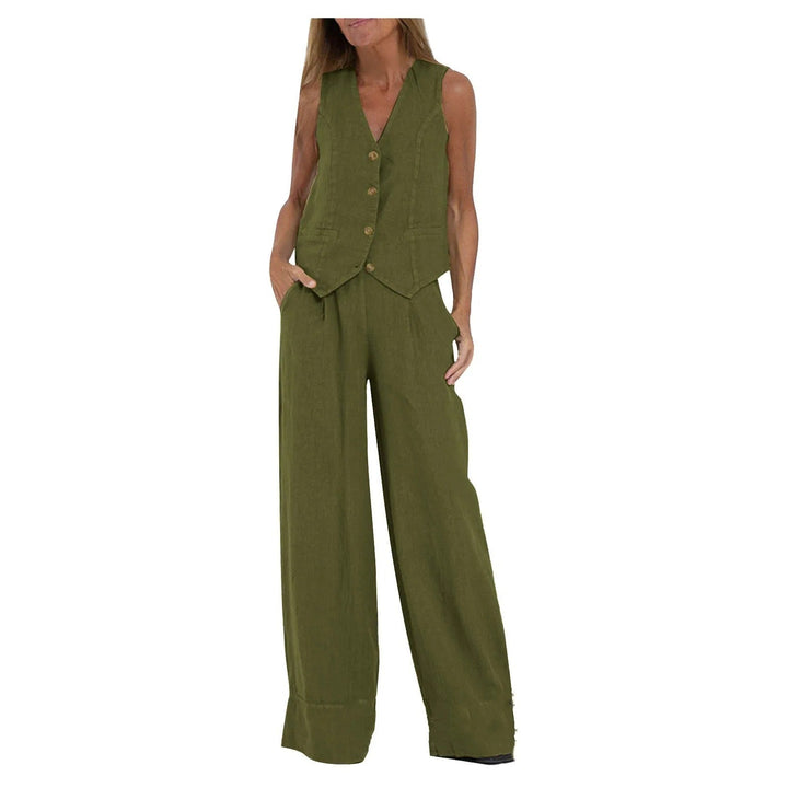 Custom-Fit Vest and Wide-Leg Cotton Ensemble