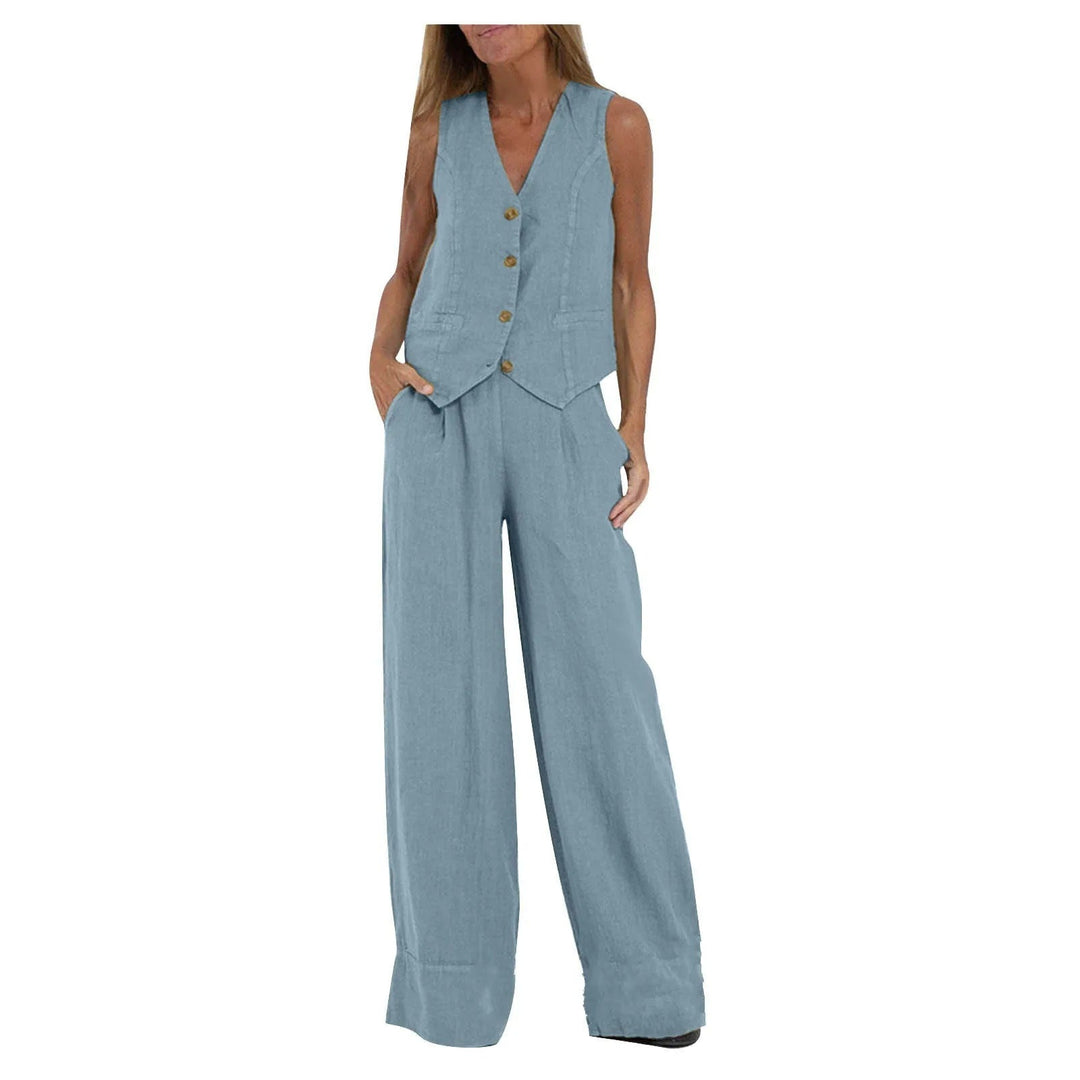 Custom-Fit Vest and Wide-Leg Cotton Ensemble