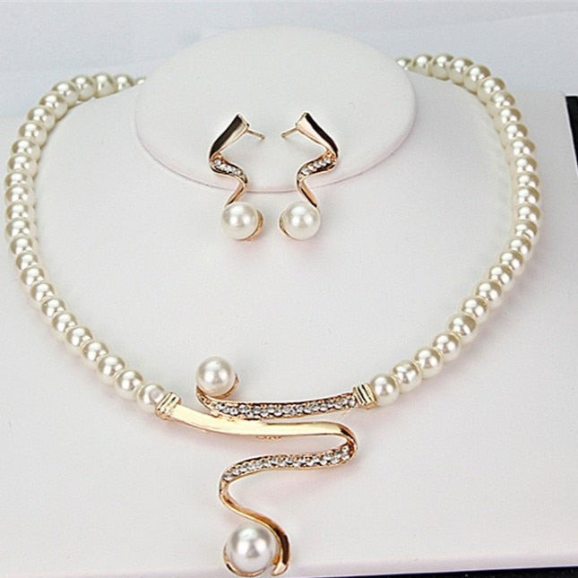 Dorothy | Pearl Crystal Jewelry Set