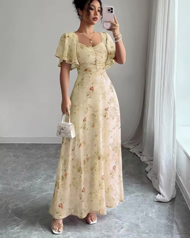 Catalina – Elegant Slim Dress with Ruffle Sleeves