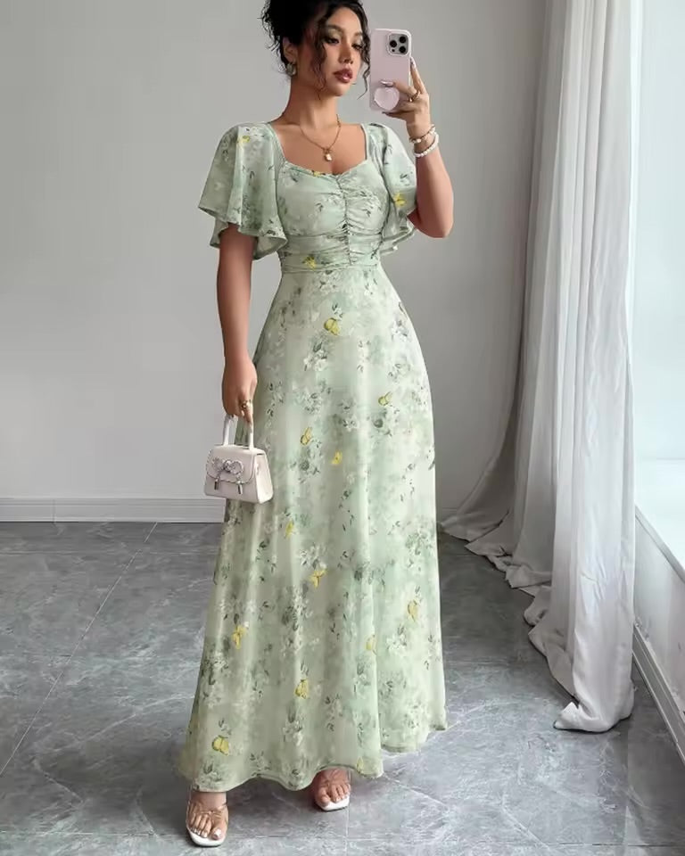 Catalina – Elegant Slim Dress with Ruffle Sleeves