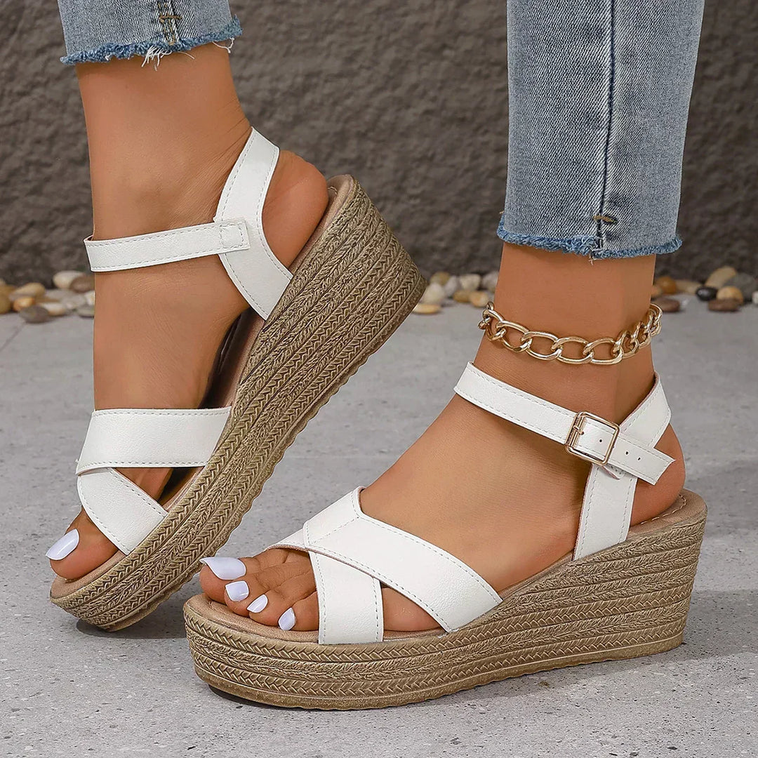 Daphnie | Wedge Sandals Beach
