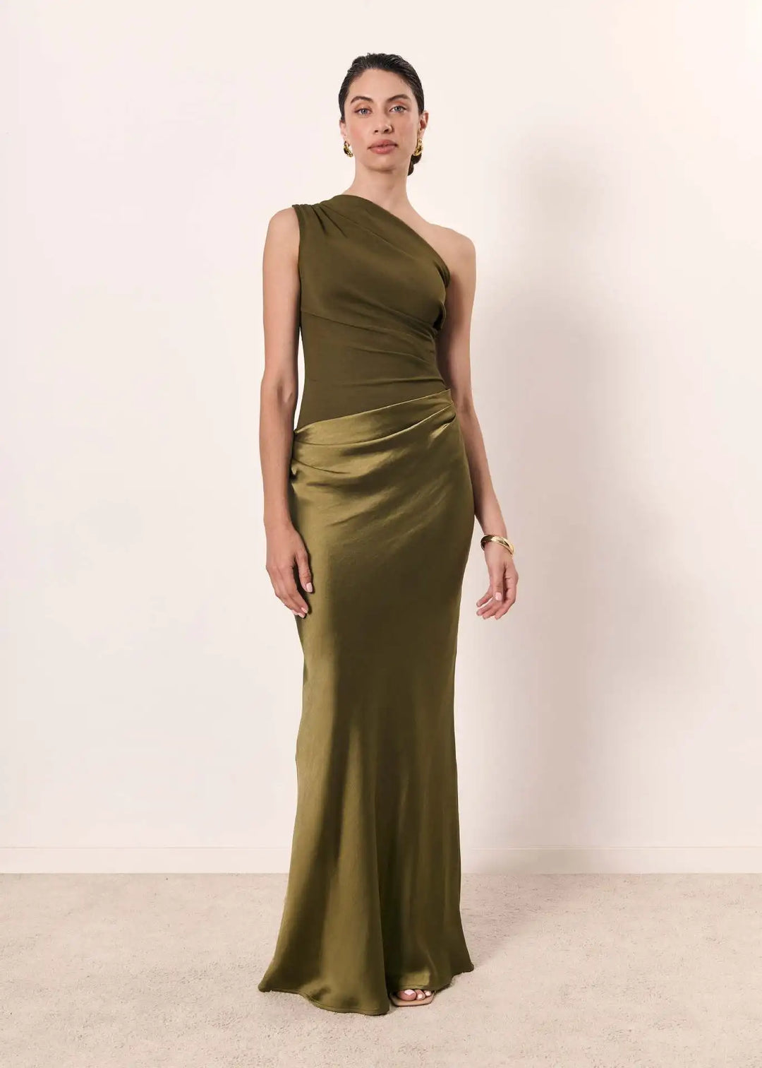 Stella & Grace™ | Satin Maxi Dress with a Guilt Detail