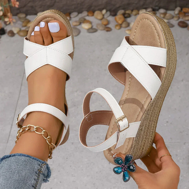 Daphnie | Wedge Sandals Beach
