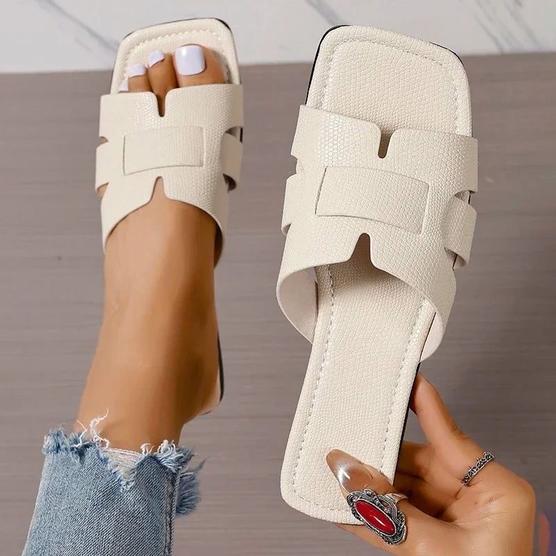Valencia | Slides Sandals Beach