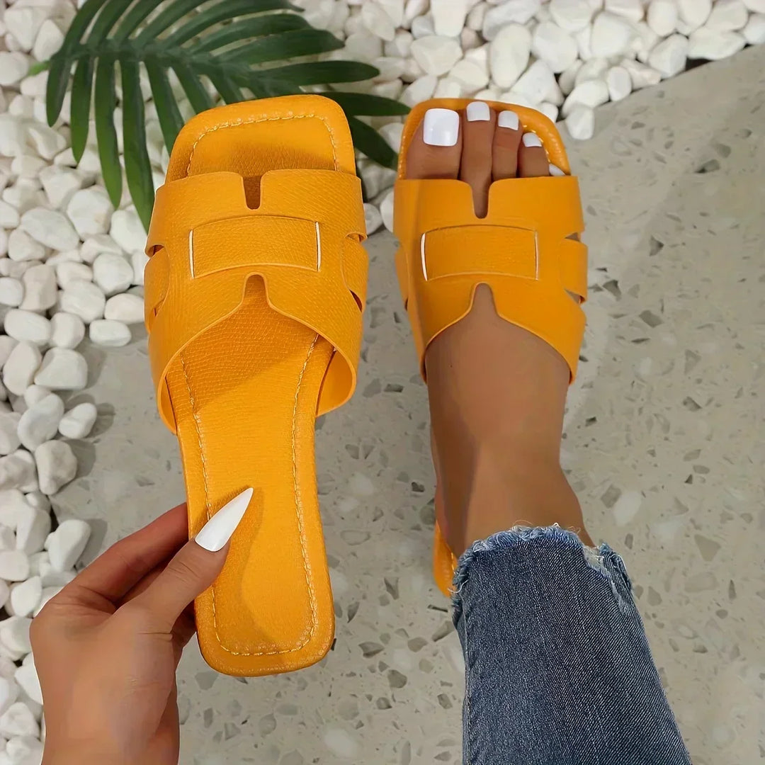 Valencia | Slides Sandals Beach