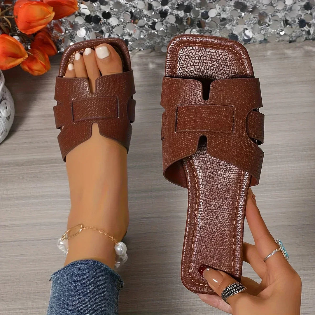 Valencia | Slides Sandals Beach