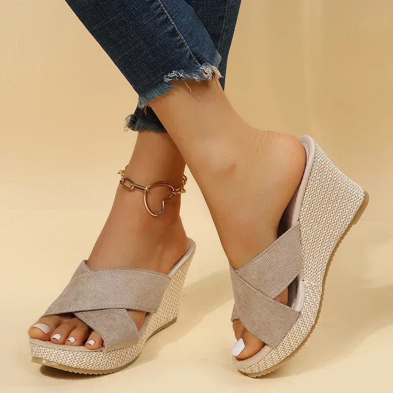Jewel | Chic Sandals Beach