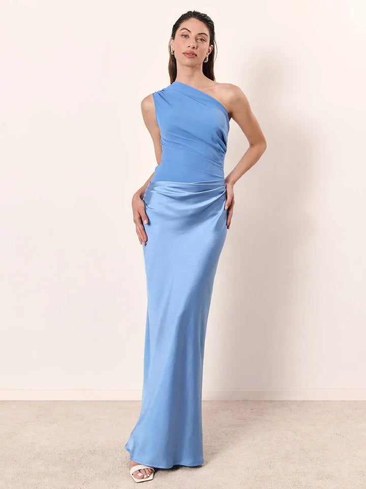 Luna™ | Satin Maxi Dress Featuring a Chic Slit