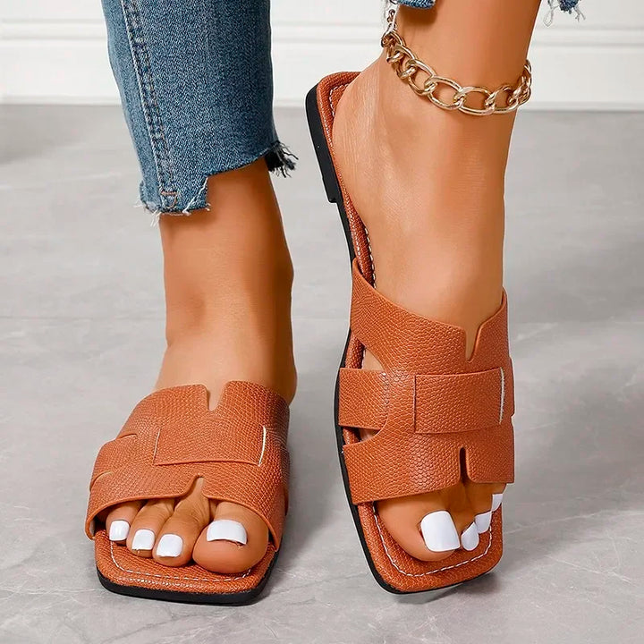 Valencia | Slides Sandals Beach