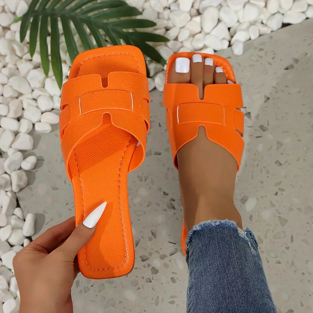 Valencia | Slides Sandals Beach