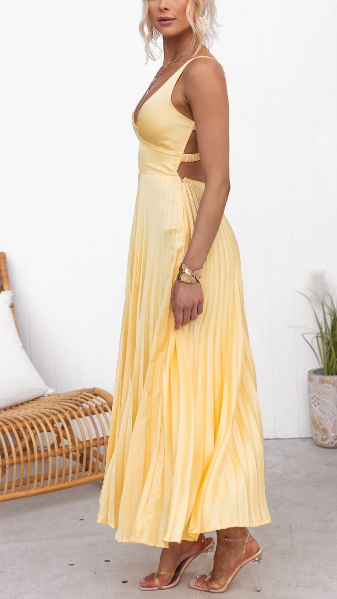 Stella & Grace™ | V-Neck Pleated Maxi Dress
