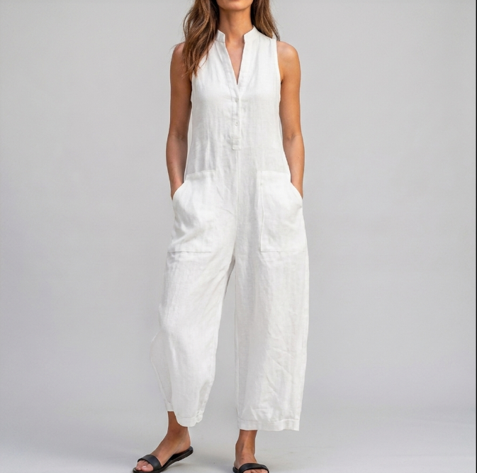 AirJump™ | Women's Sleeveless Wide-Leg Jumpsuit" can be rewritten as "AirJump™ | Women's Sleeveless Wide-Leg Romper.