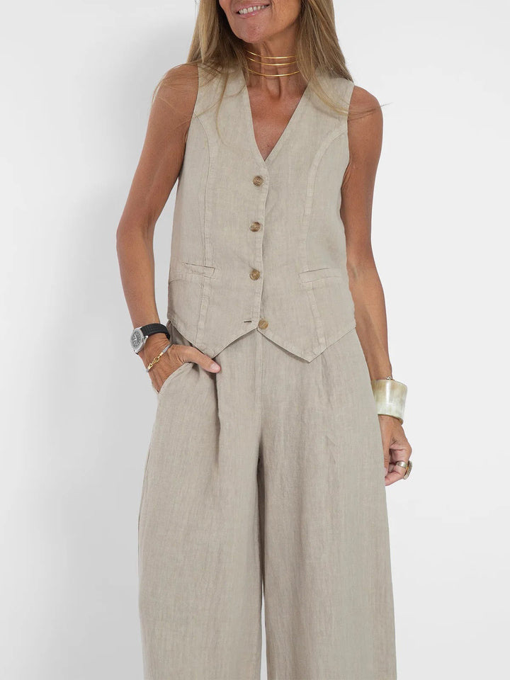 Custom-Fit Vest and Wide-Leg Cotton Ensemble