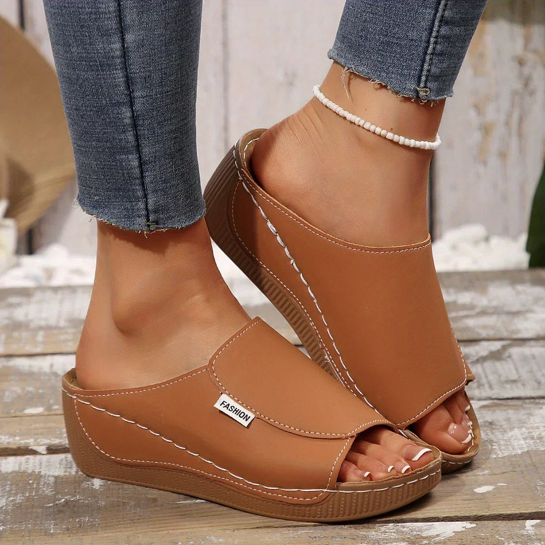 Ella | Slip-On Sandals Beach
