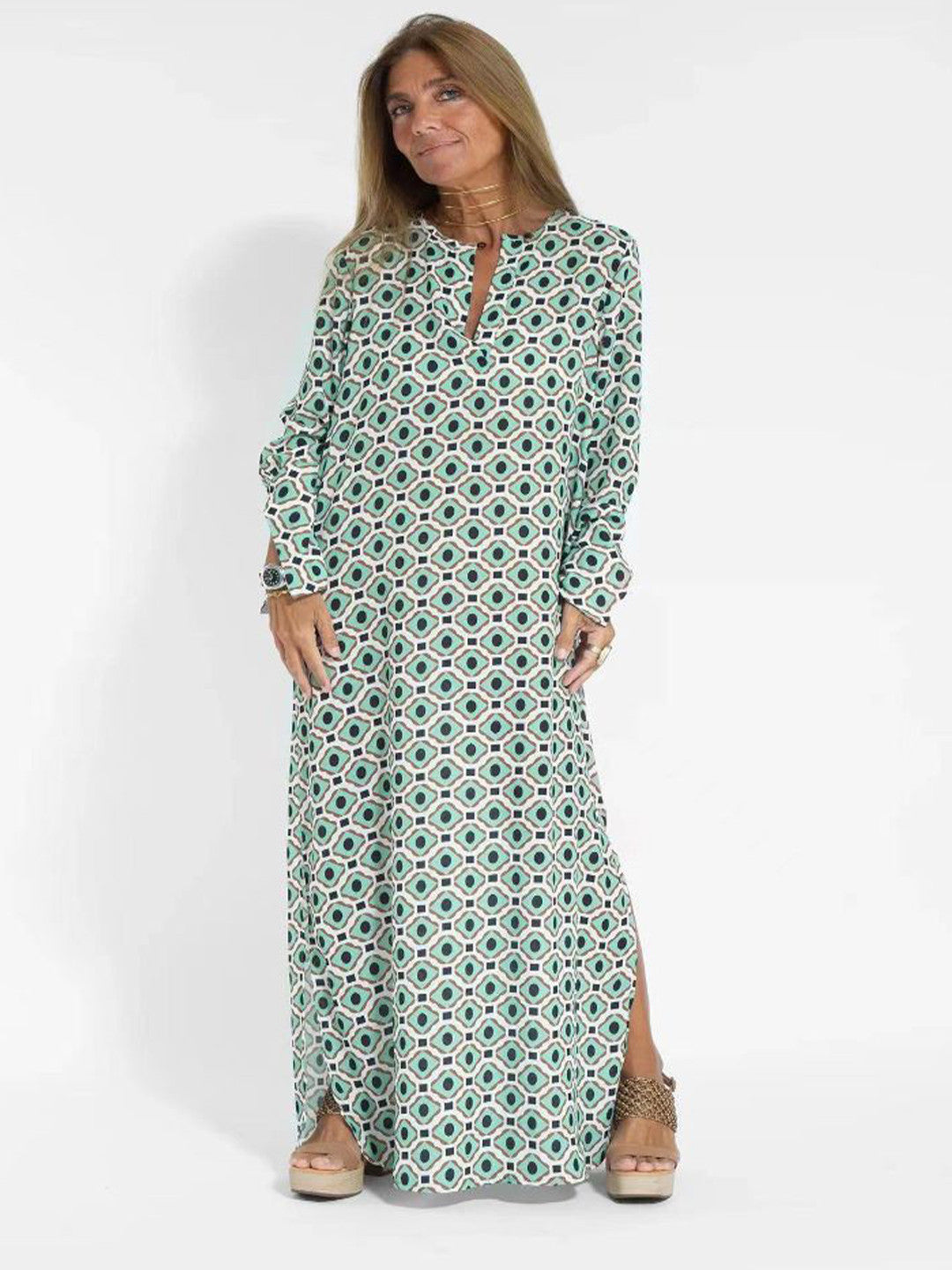 Chloe - Flattering Tummy-Enhancing Dress