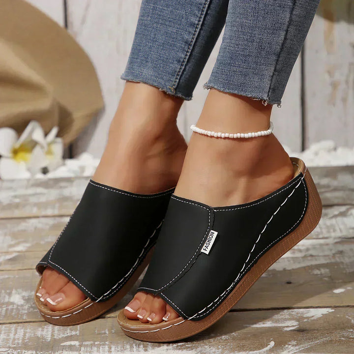 Ella | Slip-On Sandals Beach