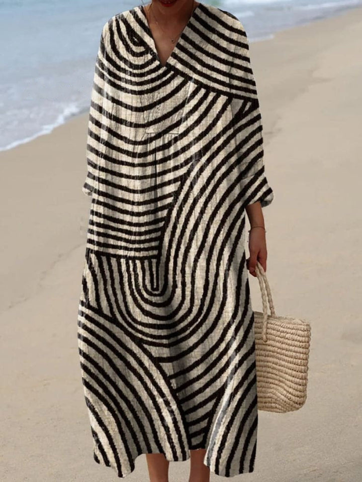 Jinte – Graphic Dress Beach